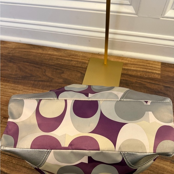 Coach Optic Scarf Print Carry-All - Picture 8 of 12